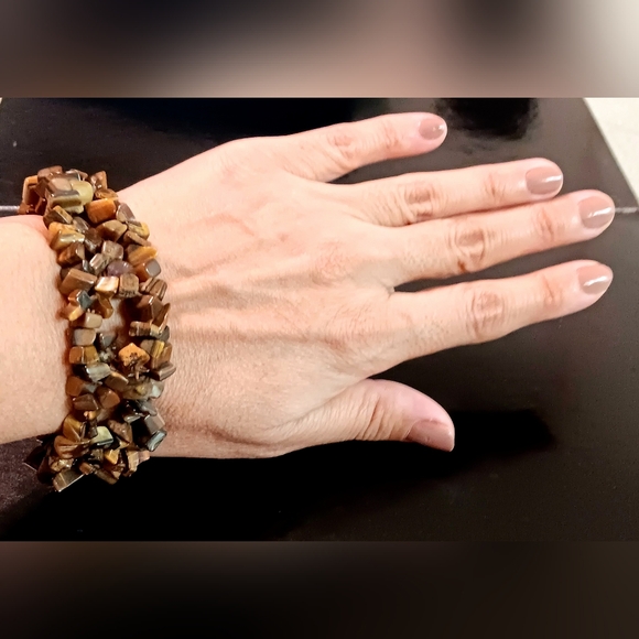 Vintage Tigers Eye Bracelet Lucky Stretch Bracelet - Picture 4 of 9